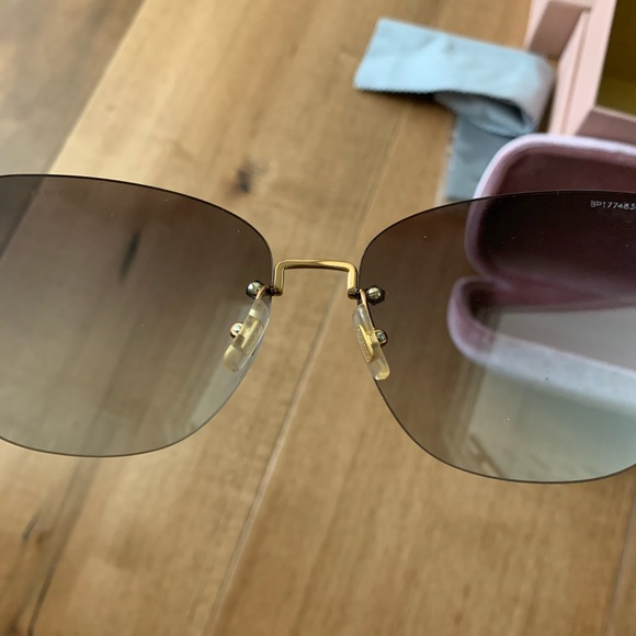 MIU MIU SUNGLASSES
